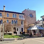 Sofia, Mestre By Short Holidays